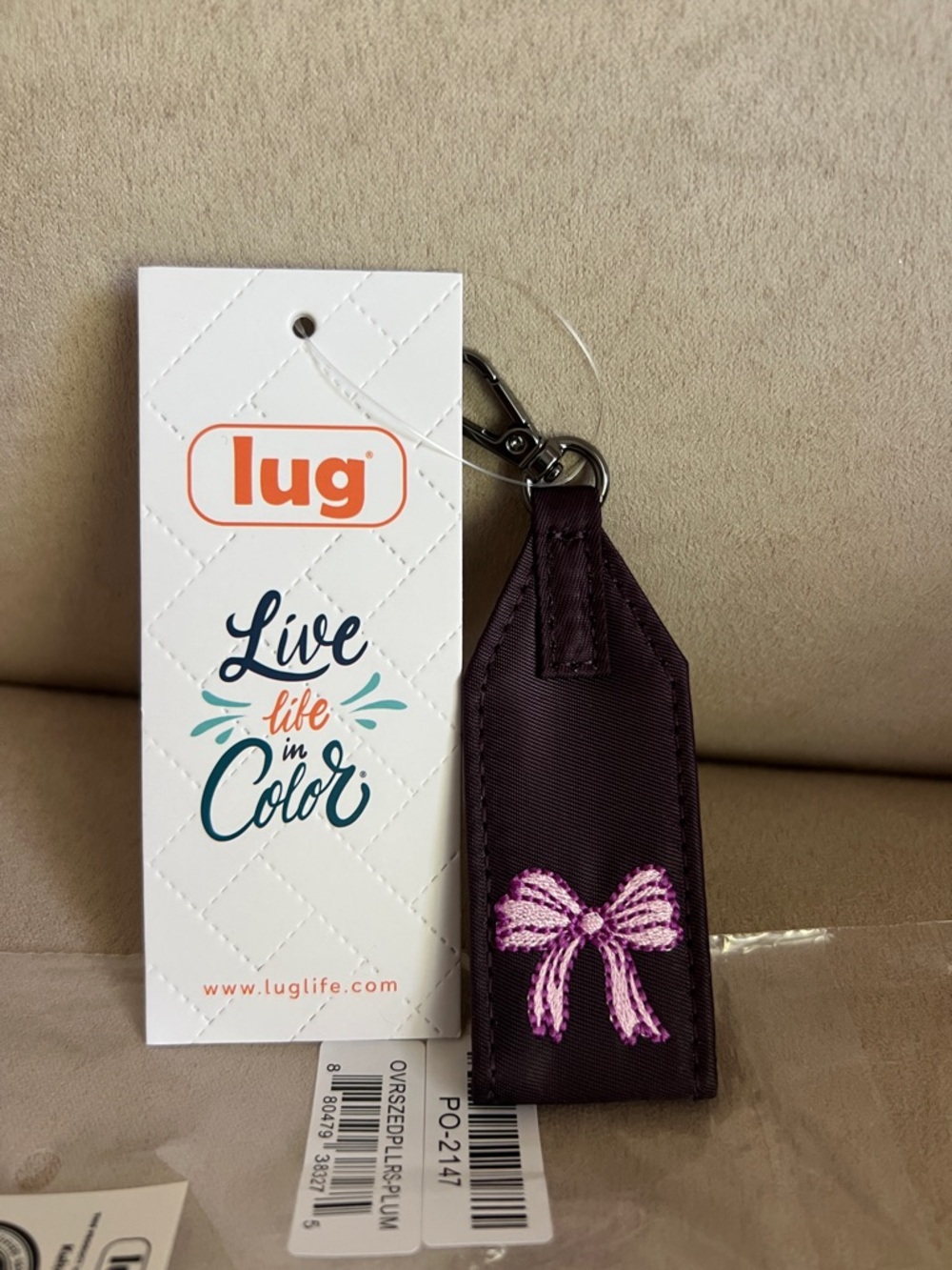 NWT Lug Love Oversized Puller with Clasp in Plum